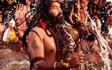 Shahi snan at Prayagraj Kumbh", "Sacred rituals during Mahakumbh", "Spiritual gurus blessing devotees", "Holy dip at Triveni Sangam", "Cultural events at Kumbh festival